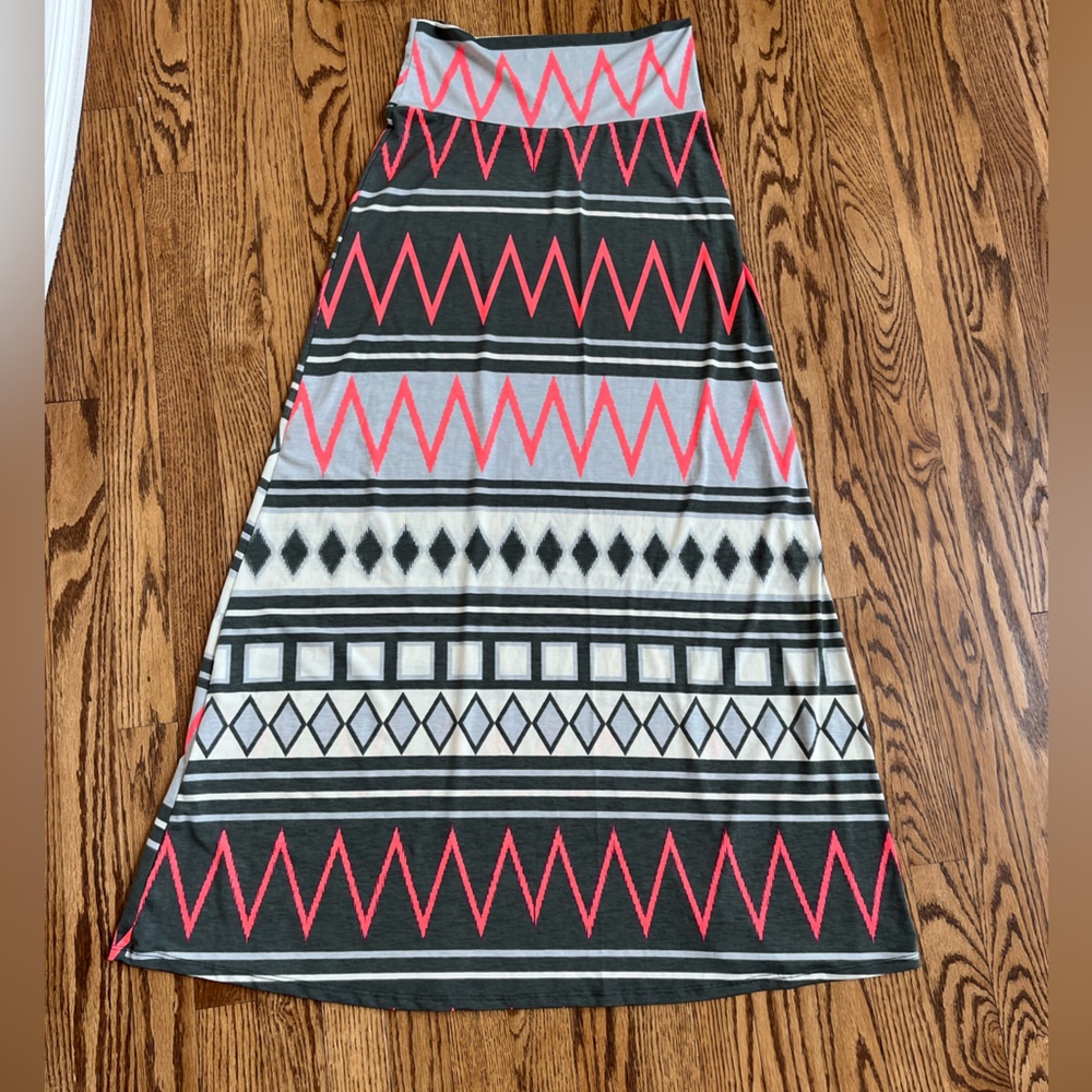 Cezanne A Line Maxi Skirt Womens Medium Gray Orange GOOD Geometric Stretch Long